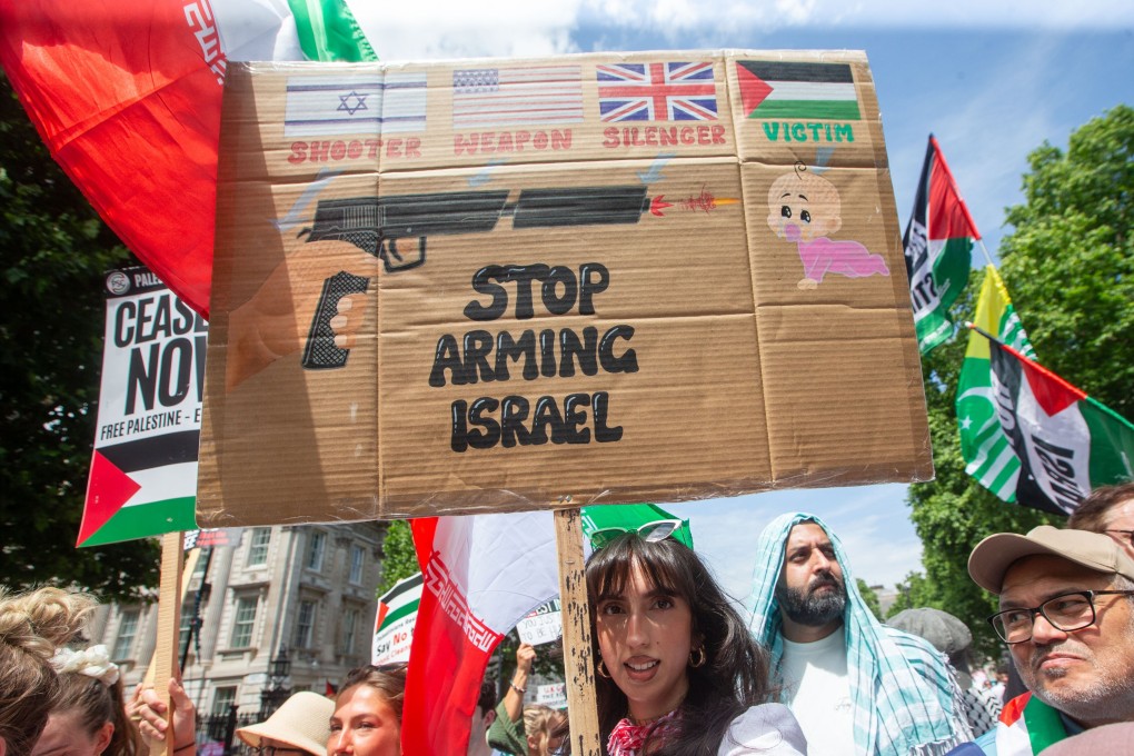 Pro-Palestinian demonstrators march during  a national demonstration in London, Britain, on June 21. Photo: EPA-EFE