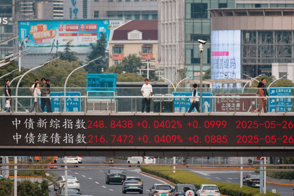 An electronic board showing stock data in Shanghai on May 27, 202. Photo: EPA-EFE