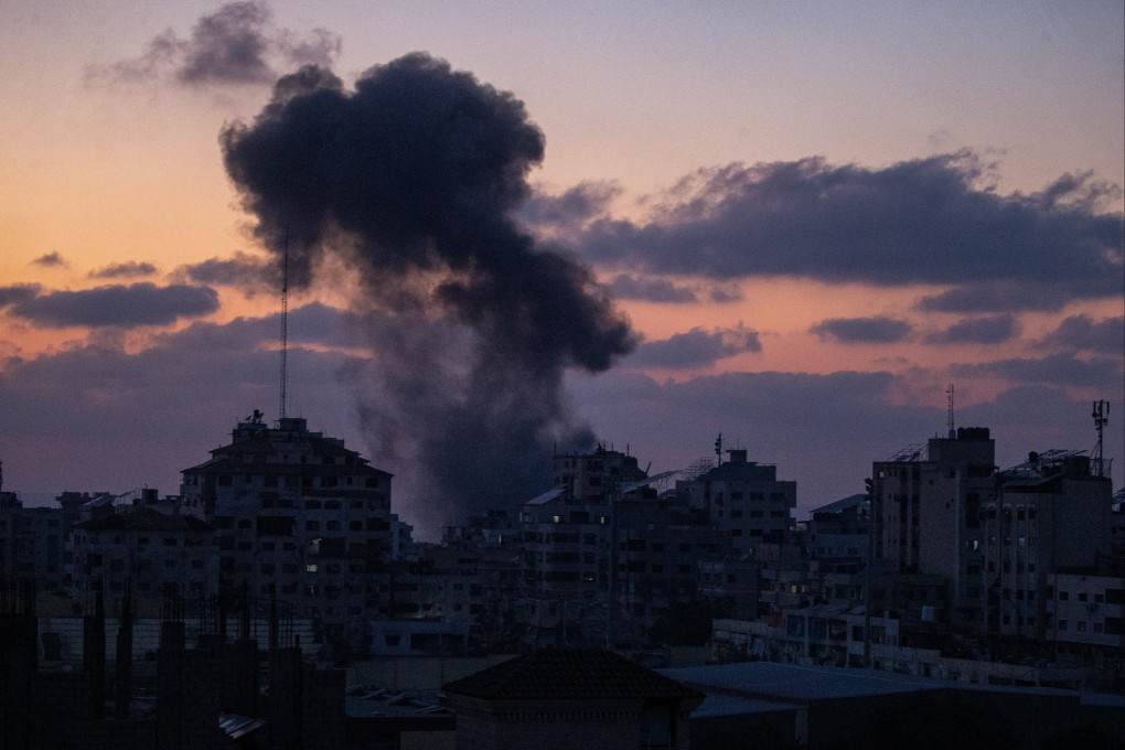 Smoke rises following an Israeli strike in the west of Gaza City on Thursday amid Israel’s ongoing campaign in the Gaza Strip. Photo: EPA