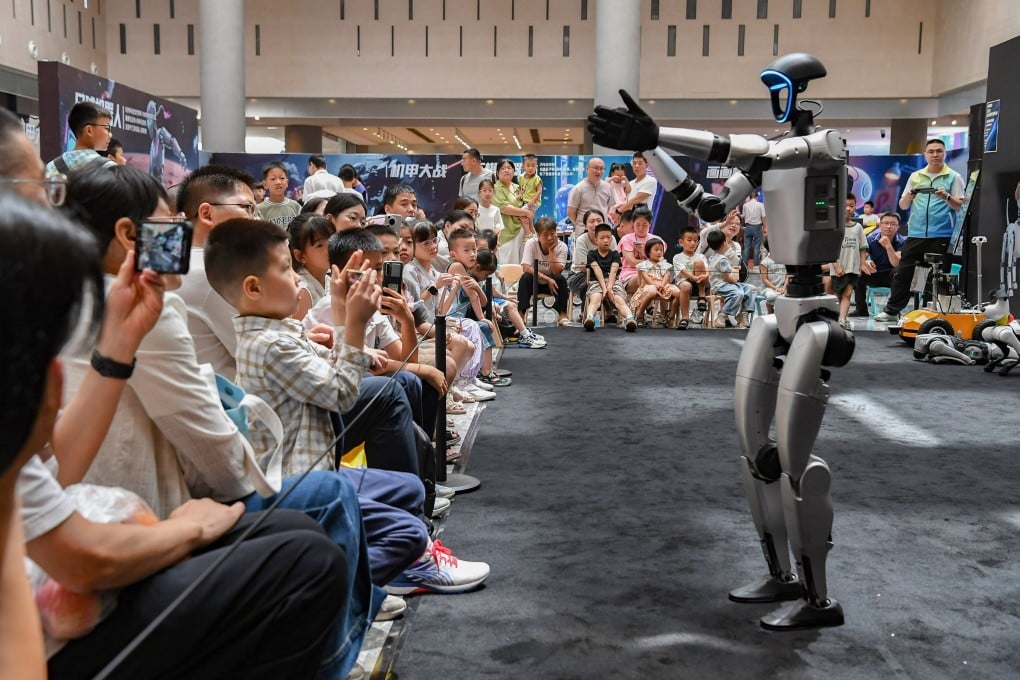 A humanoid robot interacts with crowds at an AI exhibition in Jinhua, central Zhejiang province in eastern China. Photo: Xinhua
