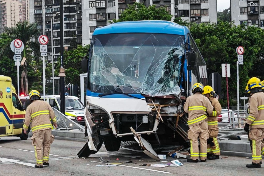 A Hong Kong tour bus has lost control and crashed into road dividers in Sha Tin. Photo: Handout