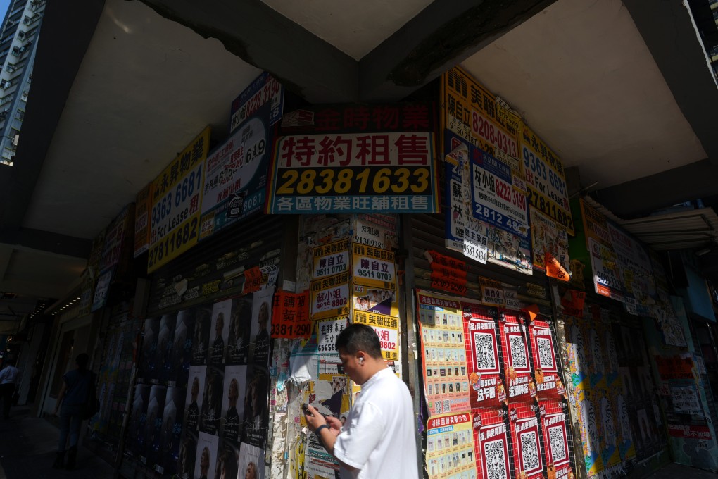 Pedestrians pass empty shops in Causeway Bay on July 7, 2025. Photo: Sam Tsang
