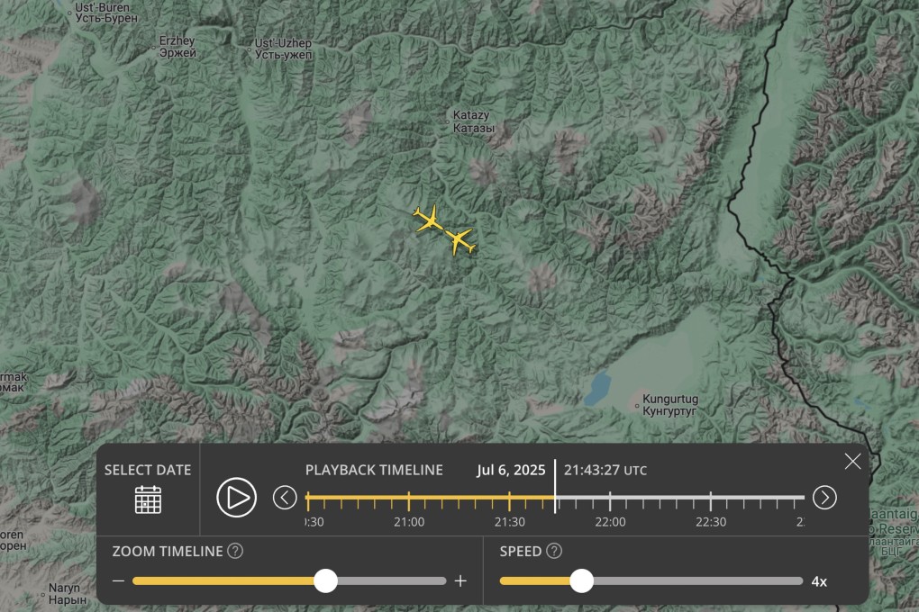 Flight tracking radar showed the two planes on course for a head-on collision. Photo: Flightradar 24