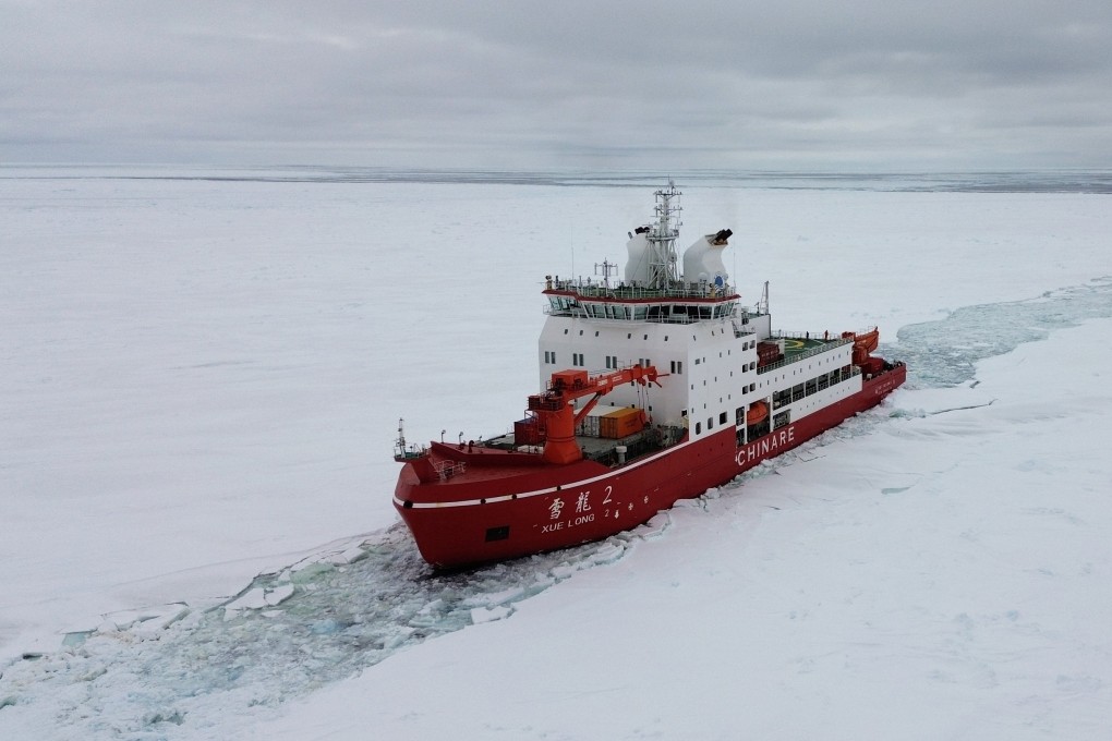 An aerial photo taken on December 3, 2023, shows China’s research icebreaker Xuelong 2 in action. Photo: Xinhua