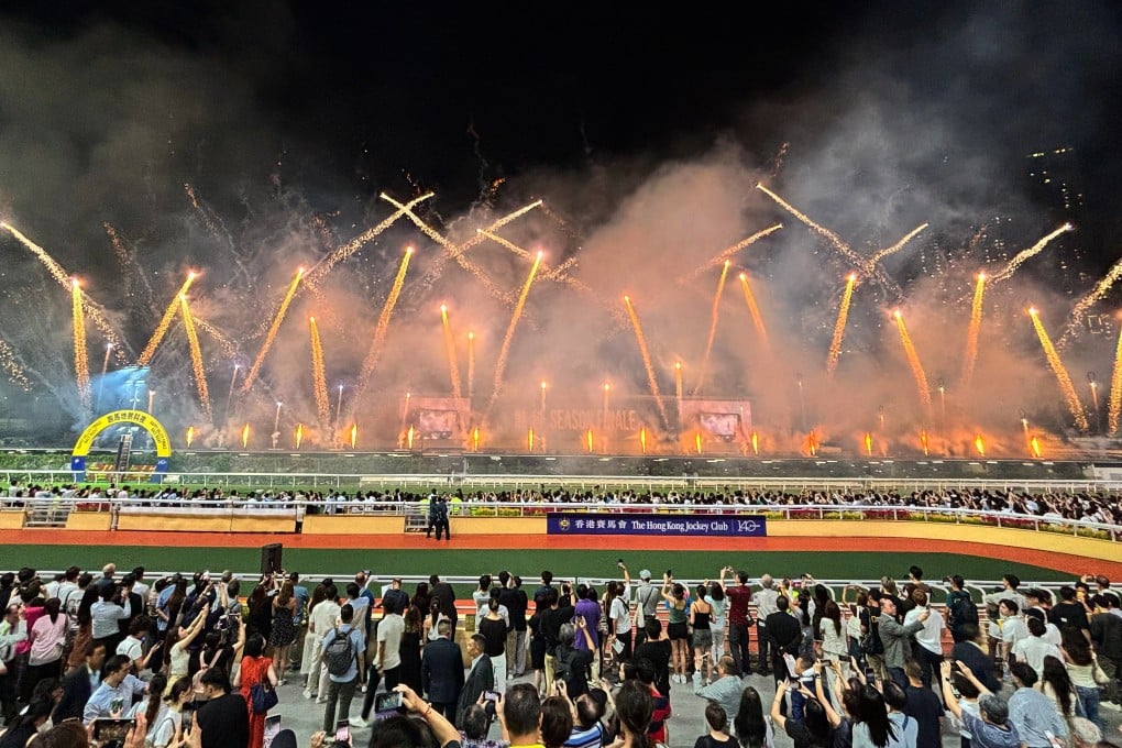 Happy Wednesday at Happy Valley featured live bands, DJs and a fireworks display. Photo: Kenneth Chan.
