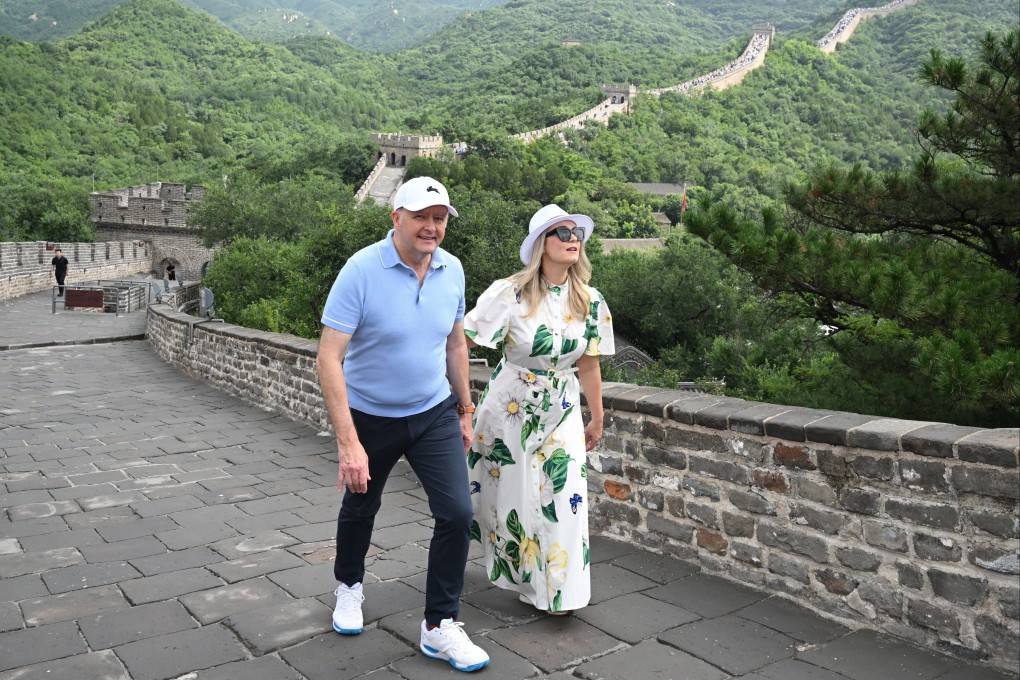 Australian Prime Minister Anthony Albanese and partner Jodie Haydon visit a section of the Great Wall near Beijing on Wednesday. Photo: EPA