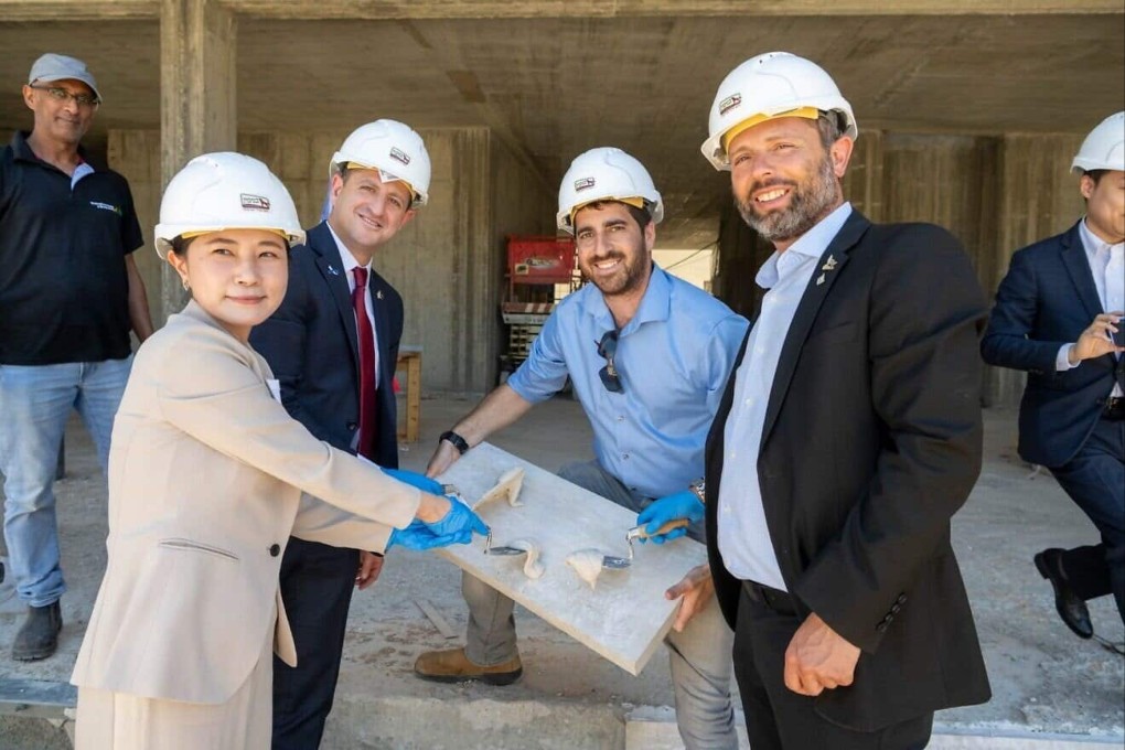 Taiwan’s representative in Israel, Abby Lee, visits the Binyamin Regional Council in Samaria, on July 6. Taiwan’s donation will fund the Nanasi Medical Centre at Sha’ar Binyamin, north of Jerusalem. Photo: Handout