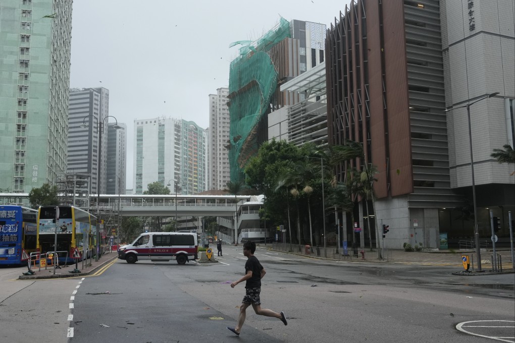 Bamboo scaffolding collapses in Siu Sai Wan as Typhoon Wipha lashes Hong Kong. Photo: Sam Tsang
