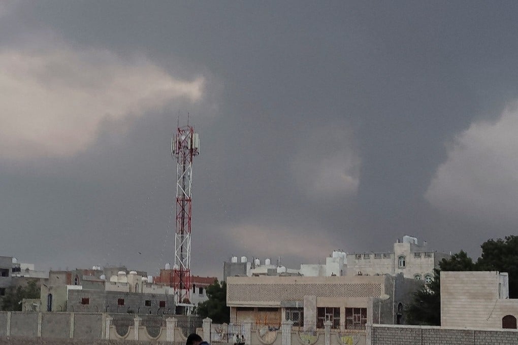 Smoke rises from the site of Israeli air strikes in the Red Sea port city of Hodeidah, Yemen in September 2024. Photo: Reuters