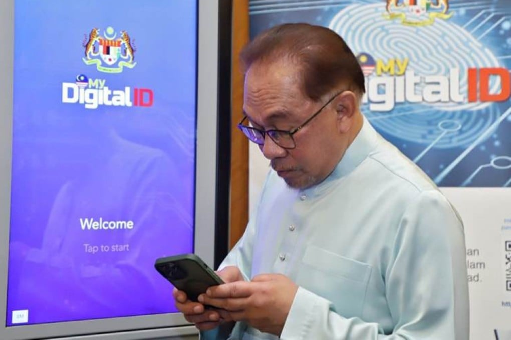 Prime Minister Anwar Ibrahim registers for the MyDigital ID in December 2023. Photo: Malaysian Ministry of Science, Technology and Innovation