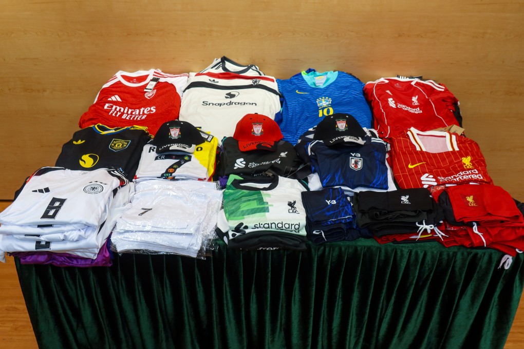 Hong Kong customs has seized about 1,000 suspected counterfeit products with an estimated value of about HK$70,000. Photo: ISD Handout