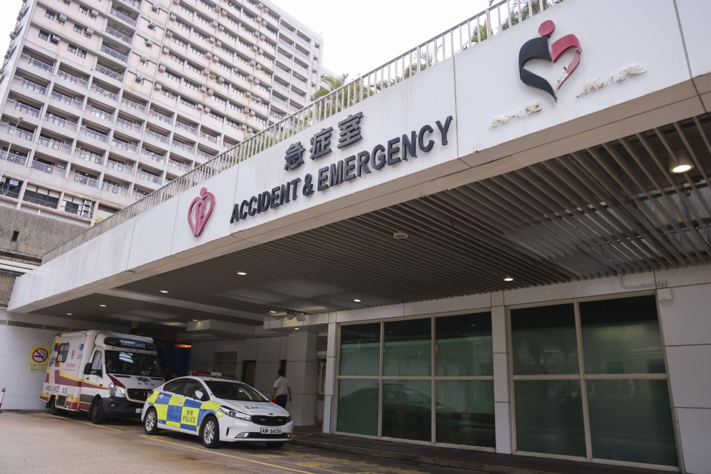 The man was taken to Pamela Youde Nethersole Eastern Hospital in Chai Wan. Photo: Jelly Tse