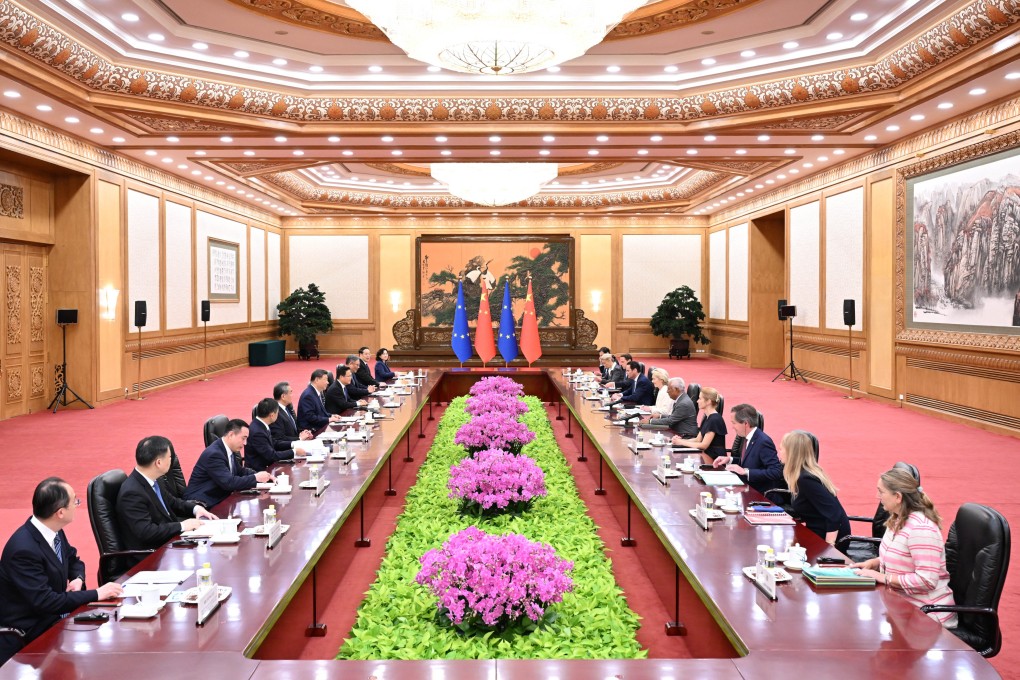 Xi Jinping meets with President of the European Council Antonio Costa and President of the European Commission Ursula von der Leyen at the 25th China-EU Summit held in Beijing, China, on July 24. Photo: Xinhua