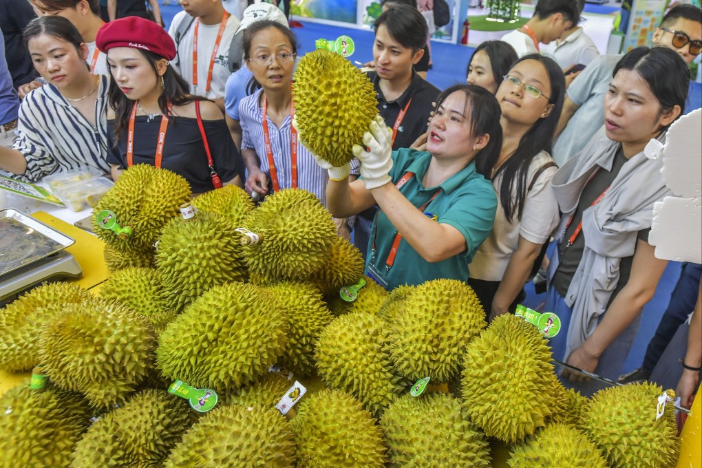 Visitors view durian products from Vietnam at the 21st China-Asean Expo in Nanning, South China’s Guangxi Zhuang Autonomous Region, September 28, 2024. Photo: CFOTO/Future Publishing via Getty Images
