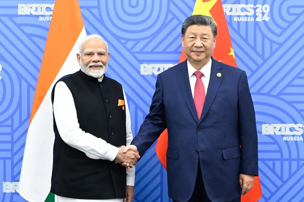 Chinese President Xi Jinping meets with Indian Prime Minister Narendra Modi on the sidelines of the 16th BRICS Summit in Kazan, Russia on October 23, 2024. Photo: Xinhua