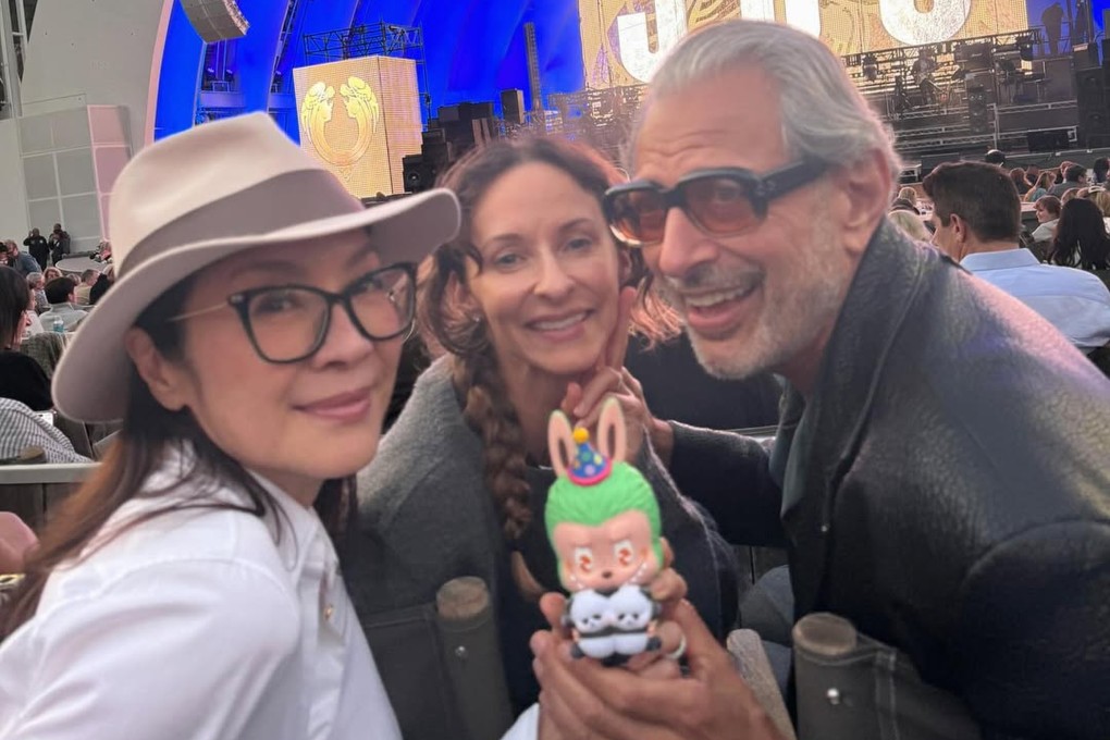 Michelle Yeoh (left) with US actor Jeff Goldblum and a special Labubu doll. Photo: handout