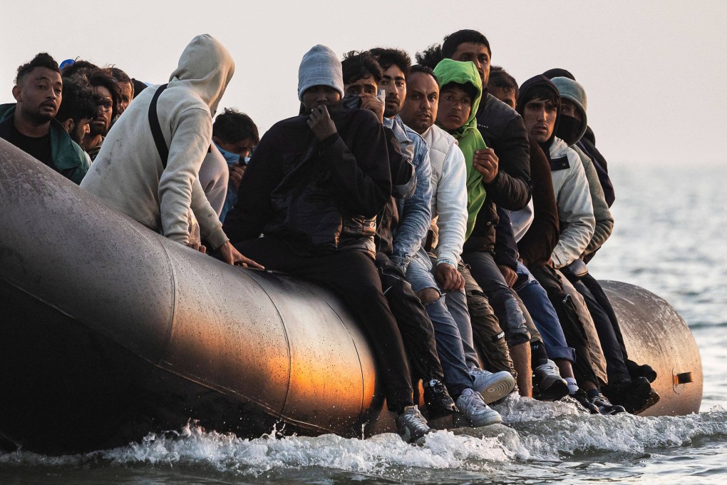 The number of migrants making the dangerous journey in flimsy dinghies this year crossed 25,000 at the end of July. Photo: AFP