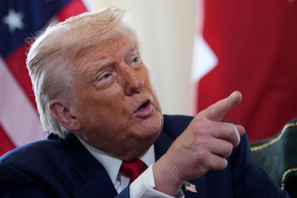 US President Donald Trump gestures as he meets with British Prime Minister Keir Starmer in Scotland on July 28. Photo: Getty Images