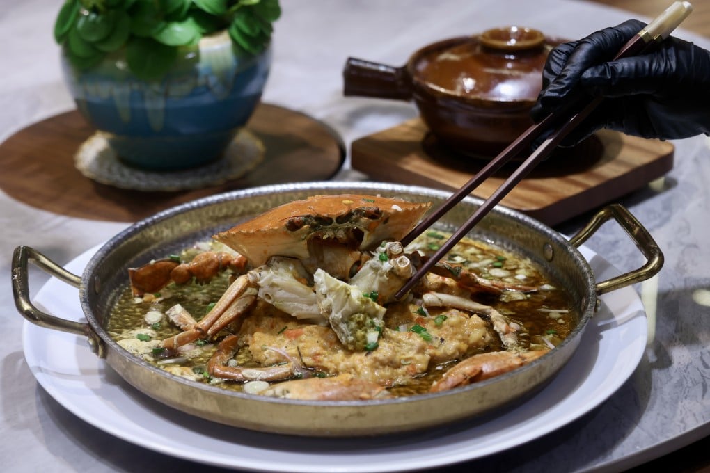 Steamed pork patty with mud crab served with clay pot rice at Kam Tung in Shau Kei Wan, Hong Kong. Photo: Jonathan Wong