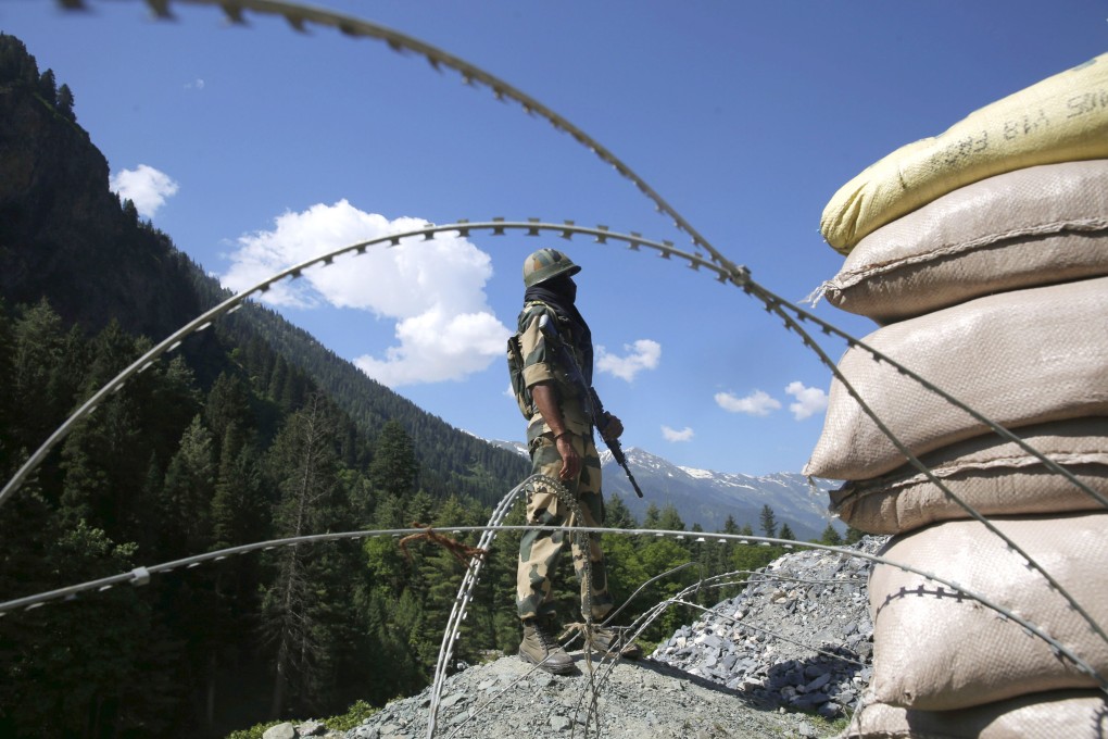 India has reportedly been upgrading a key all-weather road in the Himalayas to boost infrastructure at its border with China and is also building an alternative route. Photo: EPA-EFE