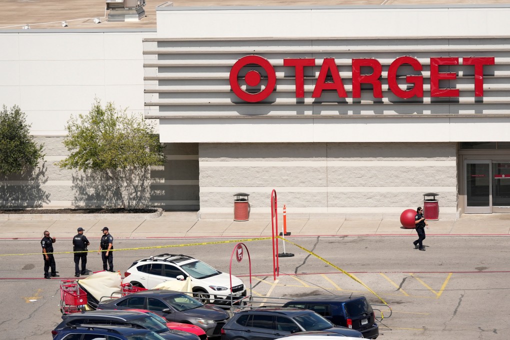 Police at the scene of the shooting in Austin, Texas. Photo: Austin American-Statesman via AP