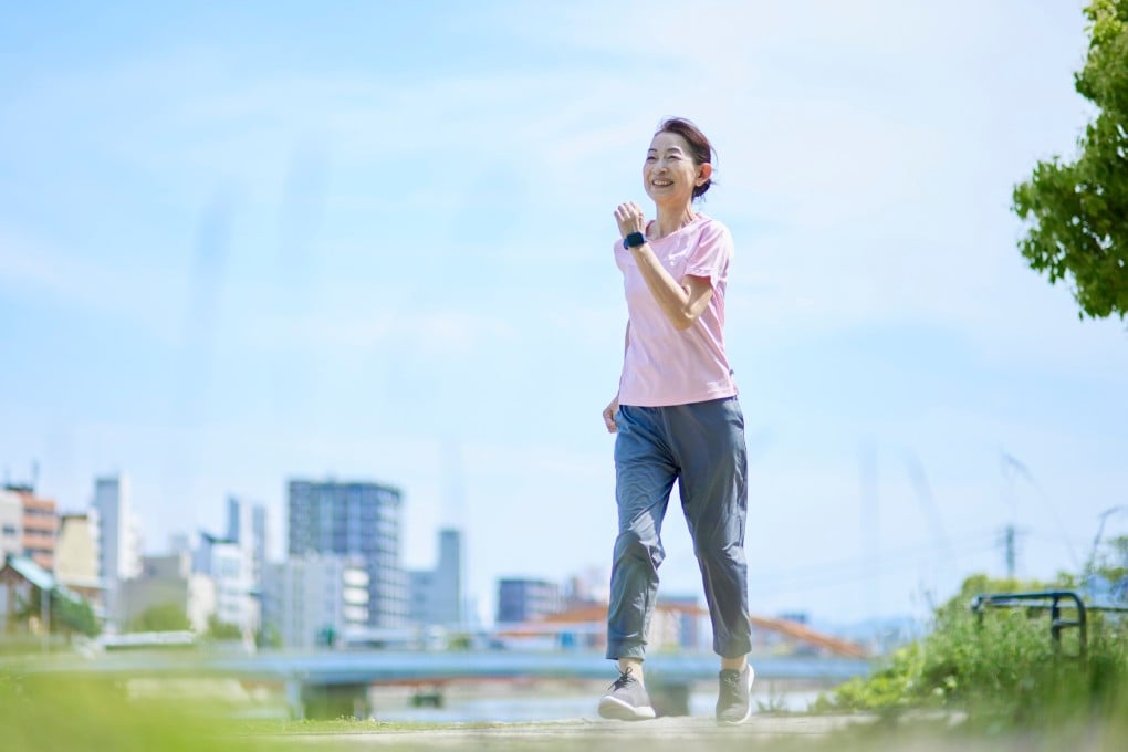 “Japanese walking” refers to alternating between a fast and slow pace five times over 30 minutes. The protocol has gone viral on YouTube and TikTok, but health experts are sceptical about its supposed health benefits. Photo: Shutterstock