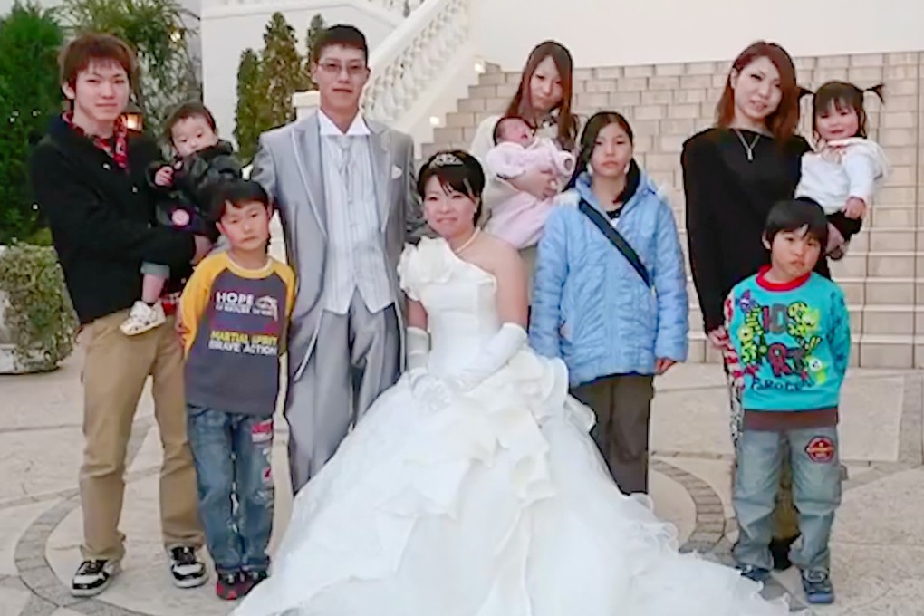 A 27-year-old lorry-driving Japanese is a step-grandfather at 27 and works hard to support his large unconventional family of nine stepchildren and step-grandchildren.  Photo: Weibo