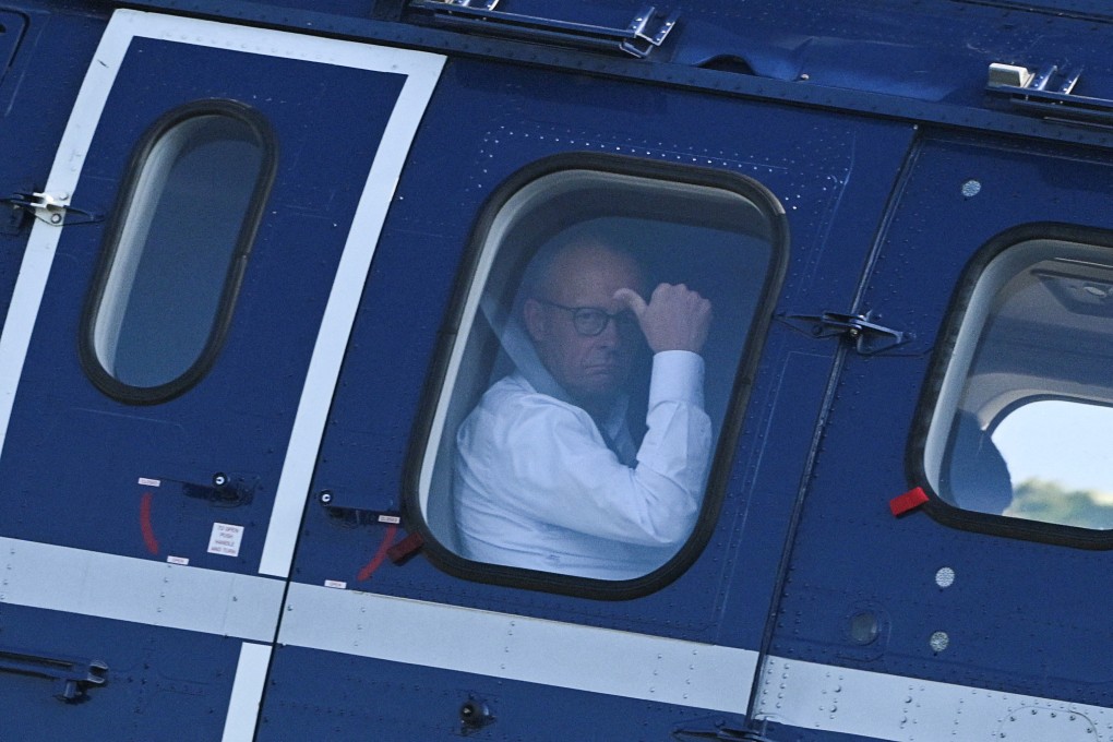 German Chancellor Friedrich Merz on Wednesday, on board a helicopter with Ukrainian President Volodymyr Zelensky, after a virtual meeting about the Alaskan summit. Photo: Reuters