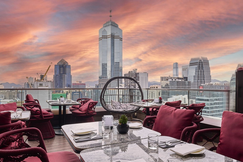 The alfresco balcony at Porterhouse in Hong Kong. Photo: Porterhouse