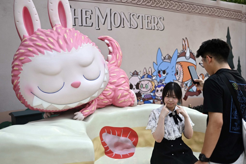 A bench decorated with the figure of the character Mokoko at the Pop Mart’s theme park Pop Land in Beijing on June 18, 2025. Photo: AFP