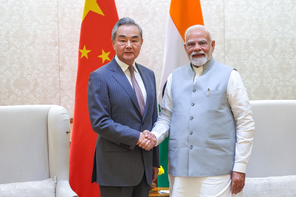 Chinese Foreign Minister Wang Yi with Indian Prime Minister Narendra Modi in New Delhi, India, on August 19. Photo: EPA/Press Information Bureau