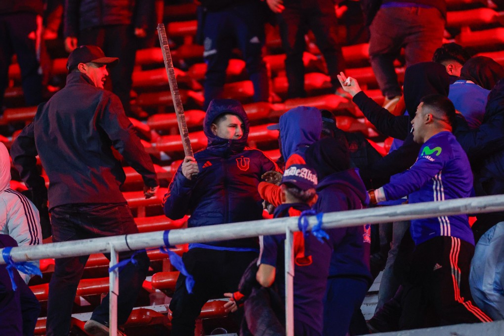 Violence in the stands during Independiente’s Copa Sudamericana clash with Universidad de Chile forced the match to be abandoned. Photo: EPA