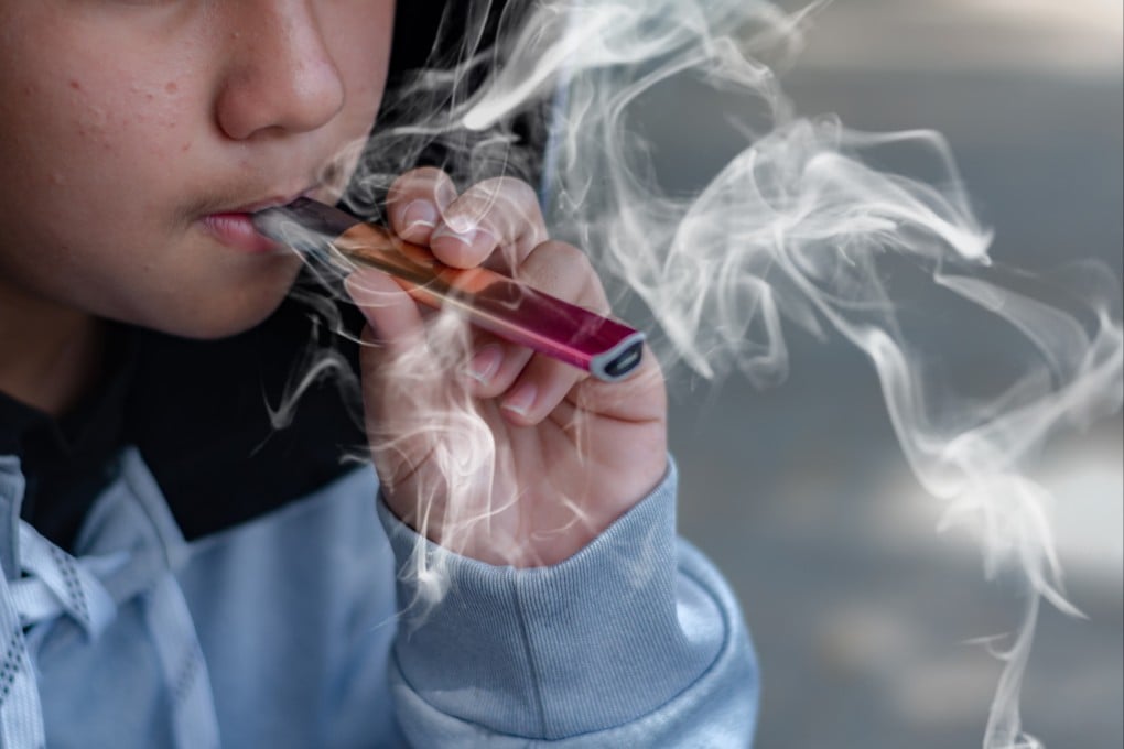 Young people face a range of physical and psychological harms from vaping and are at higher risk of starting smoking, new research suggests. Photo: Shutterstock