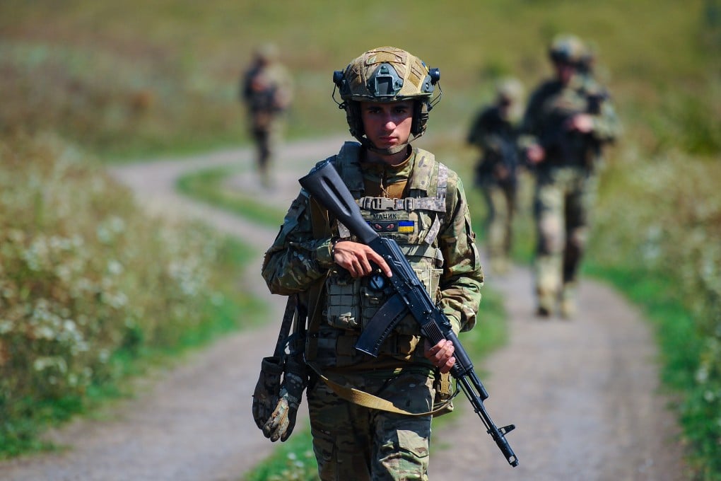 Ukrainian soldiers practise military skills at a training ground in Ukraine’s Kharkiv region on August 19. Photo: EPA/Press service of the 127th Separate Brigade
