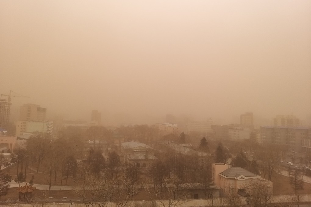 A deadly dust storm blankets Mongolian capital Ulaanbaatar in March 2021. Mongolia experiences dozens of sandstorms every year, with the most severe occurring in the spring and early summer. Photo: Xinhua