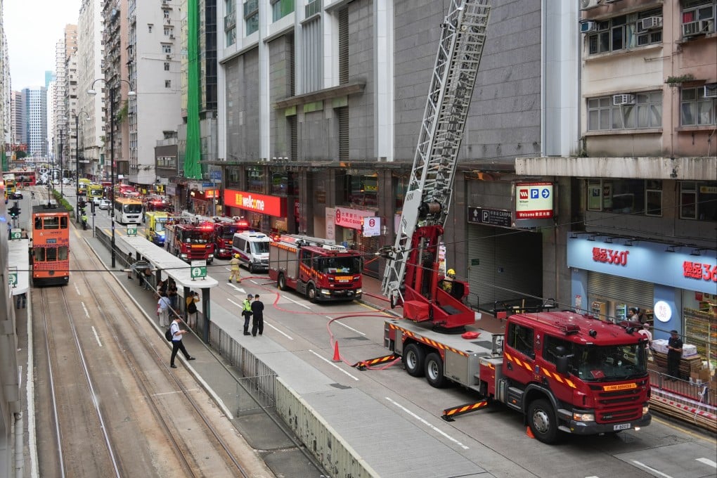 A fire at the Mido Apartments building on King’s Road in North Point resulted in the death of a tenant. Photo: Eugene Lee