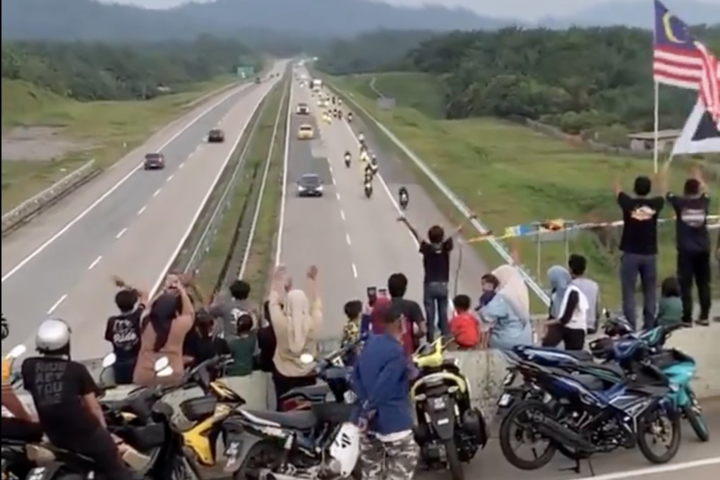 Yamaha RXZ enthusiasts cheer each other as they head to the RXZ Members 7.0 Gathering. Photo: Handout