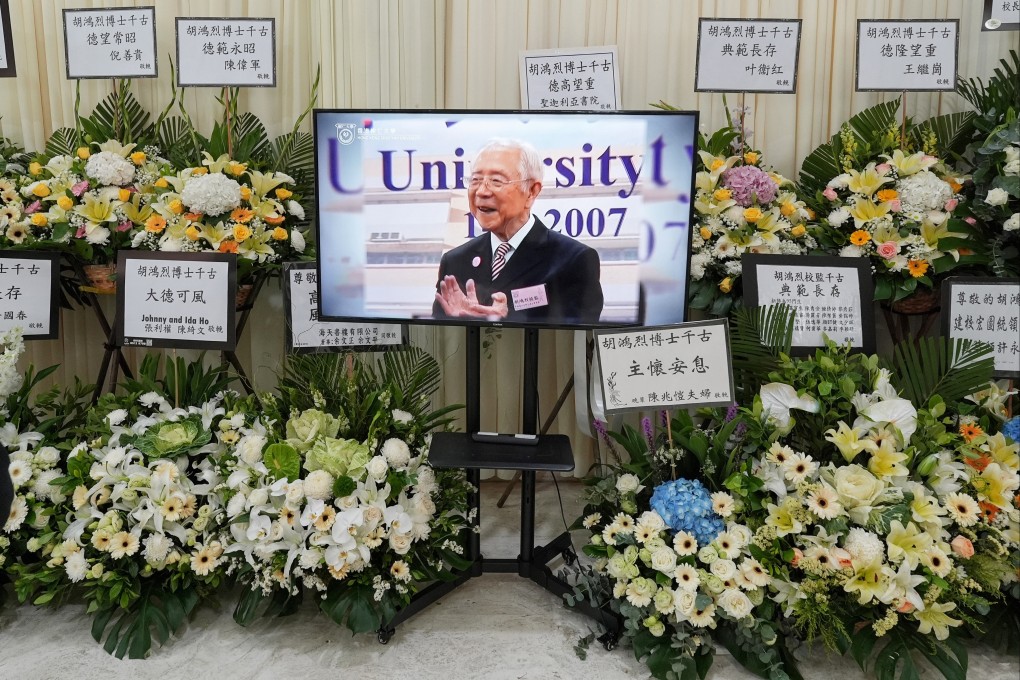 An evening vigil was held for veteran educator Henry Hu on Tuesday. Photo: Elson Li