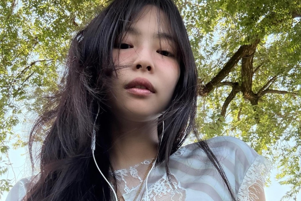 Blackpink’s Jennie drew attention when she posted a photo of herself wearing wired earphones on social media last week. Photo: @jennierubyjane/ Instagram