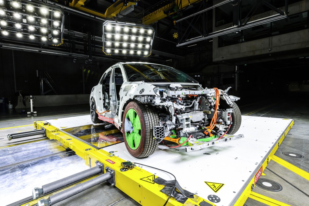 Porsche’s electric vehicles undergo rigorous crash testing to validate battery integrity and occupant safety under extreme conditions. Photo: Porsche