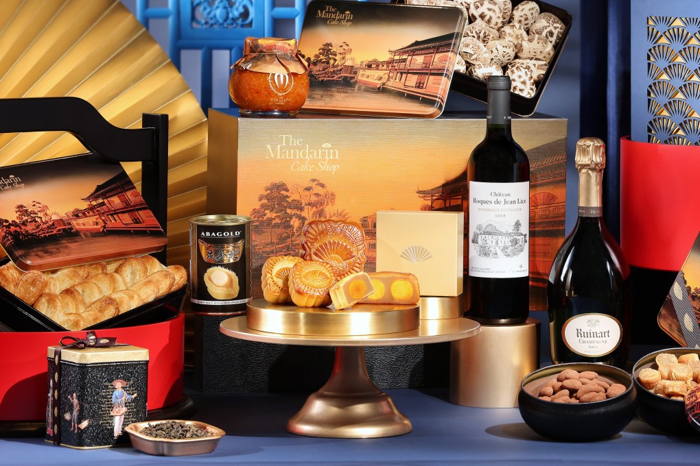 Which tipples will help you best enjoy your mooncakes? Experts give advice on which alcoholic drinks to pair with different flavours of the Mid-Autumn Festival treat. Photo: Mandarin Oriental