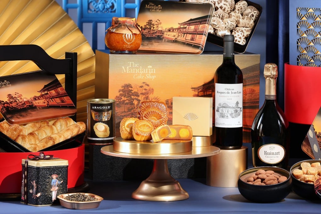 Which tipples will help you best enjoy your mooncakes? Experts give advice on which alcoholic drinks to pair with different flavours of the Mid-Autumn Festival treat. Photo: Mandarin Oriental