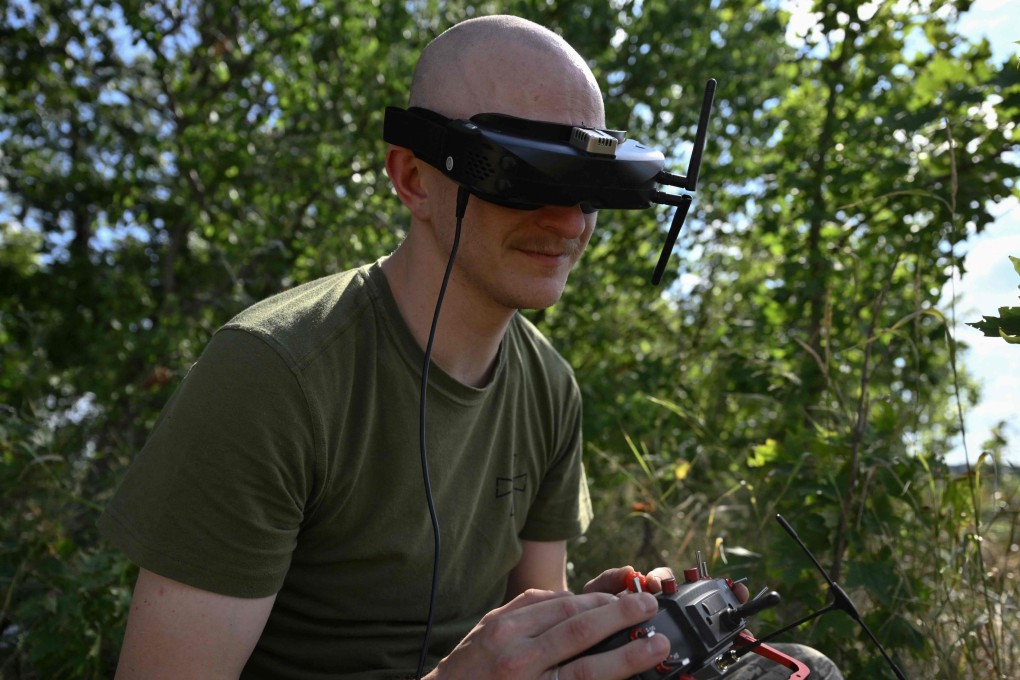 A Ukrainian serviceman operates a FPV drone during at an undisclosed location in eastern Ukraine. Photo: AFP