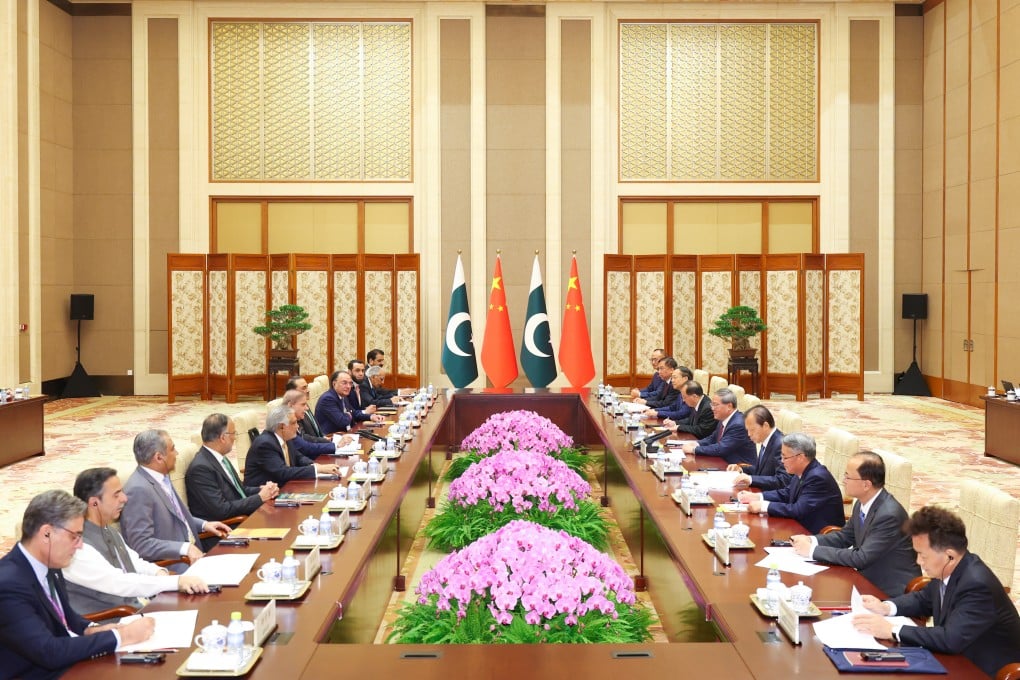 Premier Li Qiang meets with Pakistani Prime Minister Shehbaz Sharif at the Diaoyutai State Guesthouse in Beijing on Thursday. Photo: Xinhua