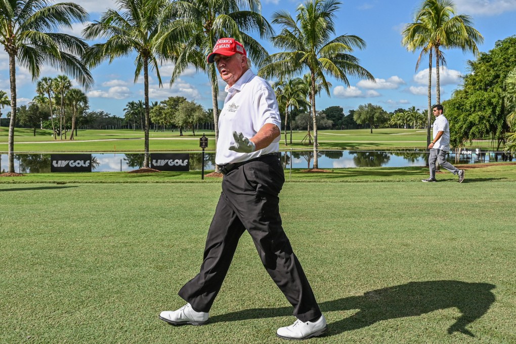 Donald Trump plays golf at the Trump National Doral Miami golf club on October 27, 2022. Photo: AFP