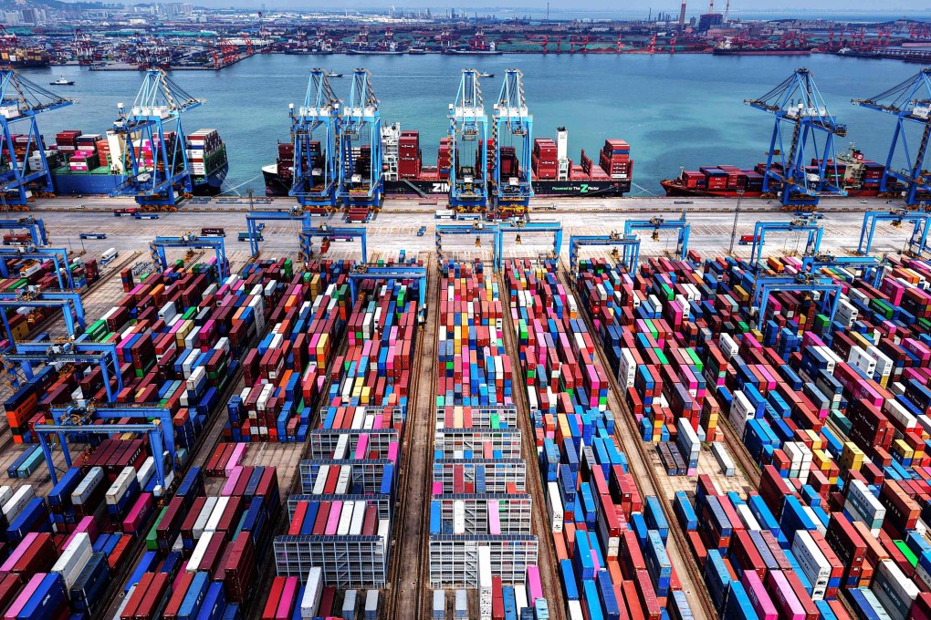 Outbound shipments rose by 4.4 per cent year on year to US$321.8 billion last month, according to China’s customs data. Photo: AFP