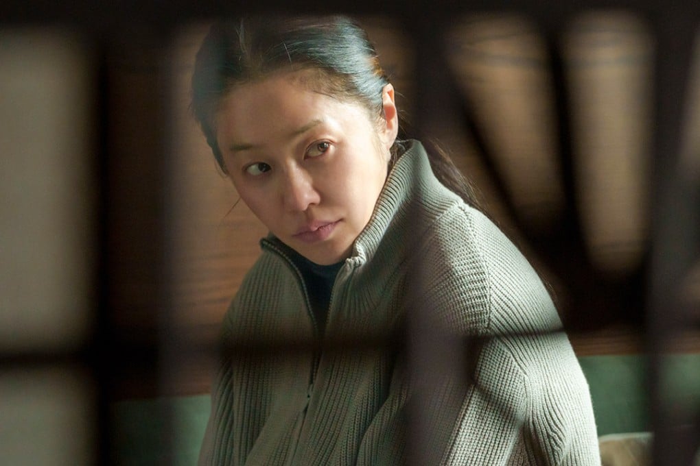 Go Hyun-jung plays Jung Yi-shin, a serial killer who targeted male sexual predators, in the new Netflix K-drama Queen Mantis.