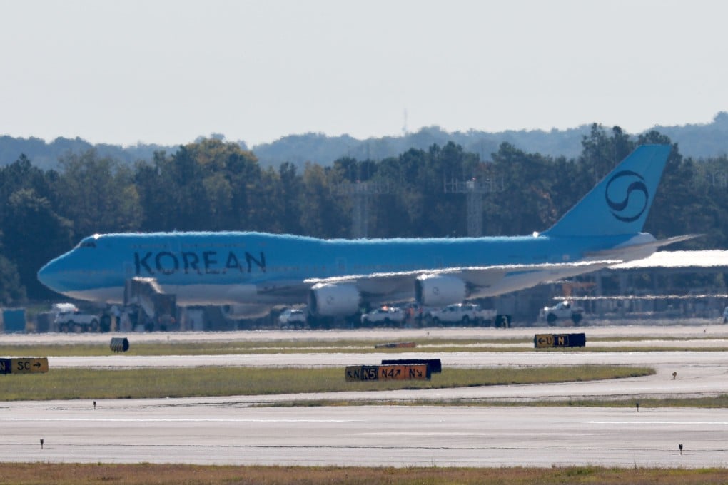 A Korean Air chartered plane lands at Hartsfield-Jackson Atlanta International Airport in Georgia to bring home hundreds of South Korean workers who remain detained at a detention centre in Folkston. Photo: Yonhap News via ZUMA Press/TNS
