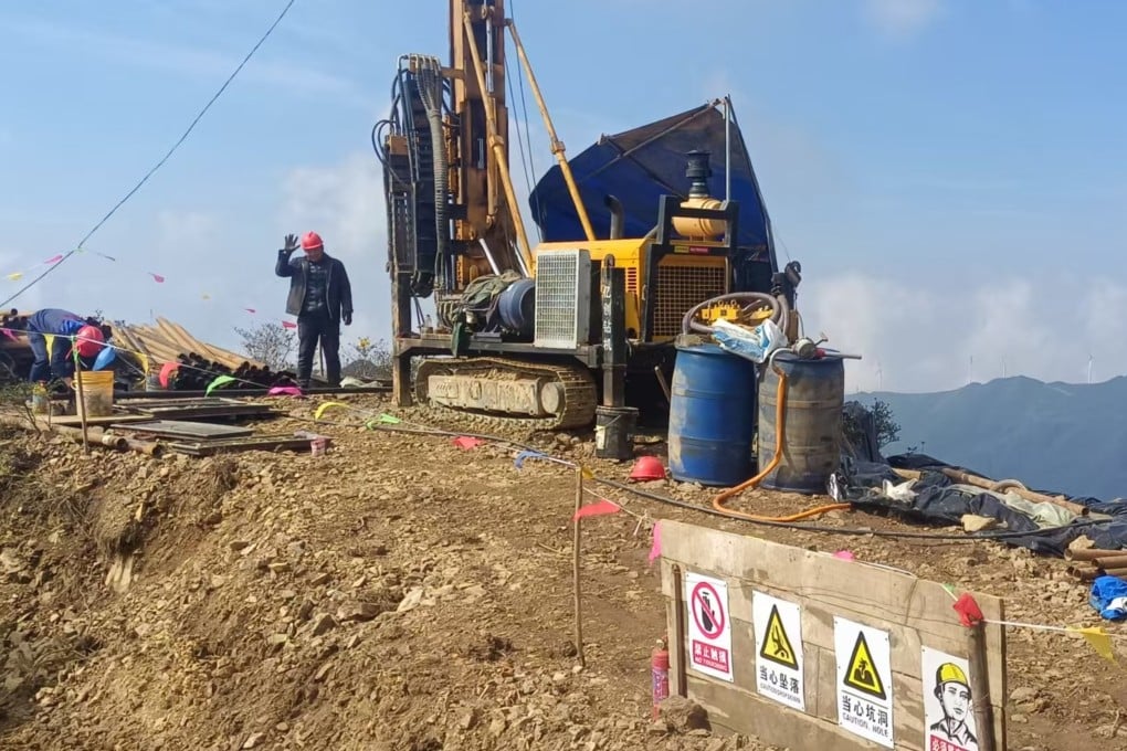 Perangkat Elektromagnetik Raksasa China Dominasi Eksplorasi Mineral Krusial