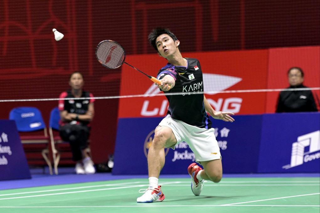 Loh Kean Yew of Singapore hits a return during his second-round  Hong Kong Open match against Denmark’s Rasmus Gemke on Thursday. Photo: Xinhua